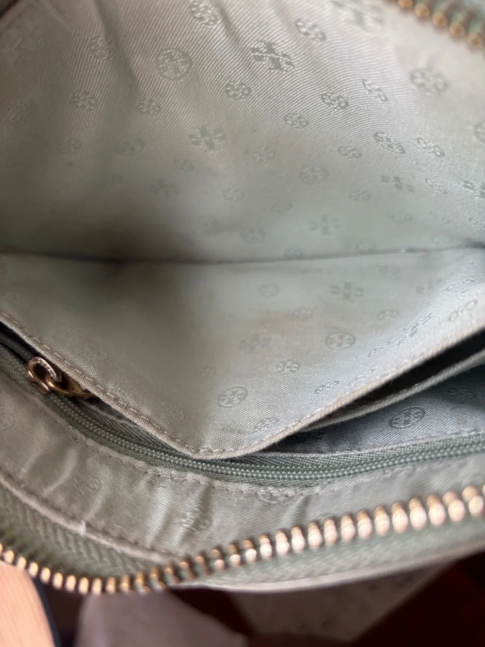 Tory Burch Sage Green Pebbled Leather Wristlet
